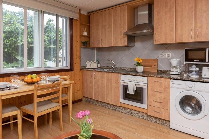 Holiday Home Vigo Curras Street Екстер'єр фото